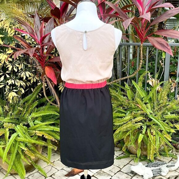 Banana Republic Casual Color Block Dress - Picture 5 of 7